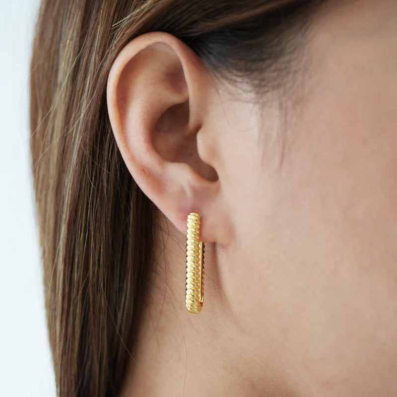 ARGENTO VIVO THE TWISTED U HOOP