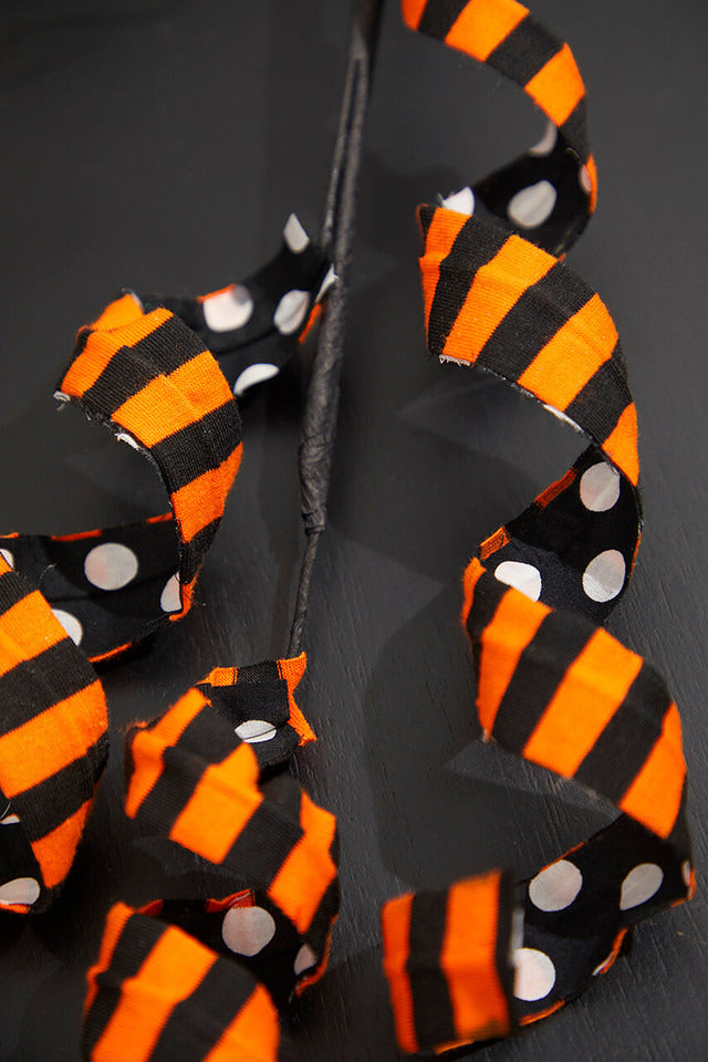 Decorator's Warehouse Halloween Double Sided Polka Dot Stripe Curly Spray