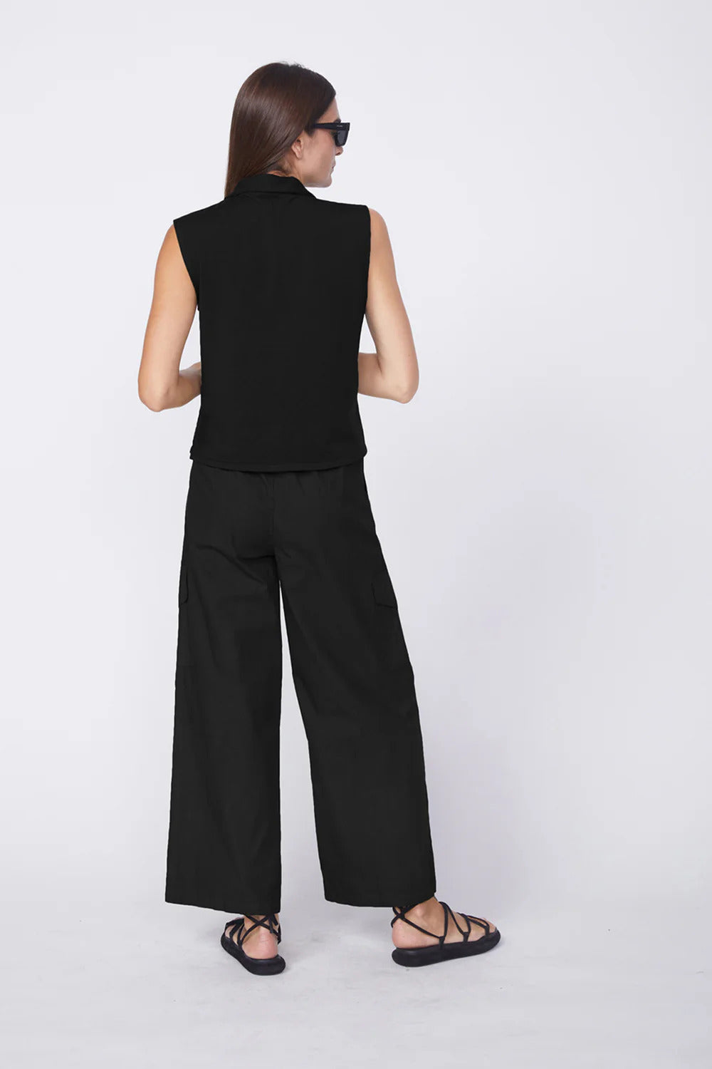 BAILEY/44 Women's Stateside Fine Poplin Wide Leg Cargo Pant in Black