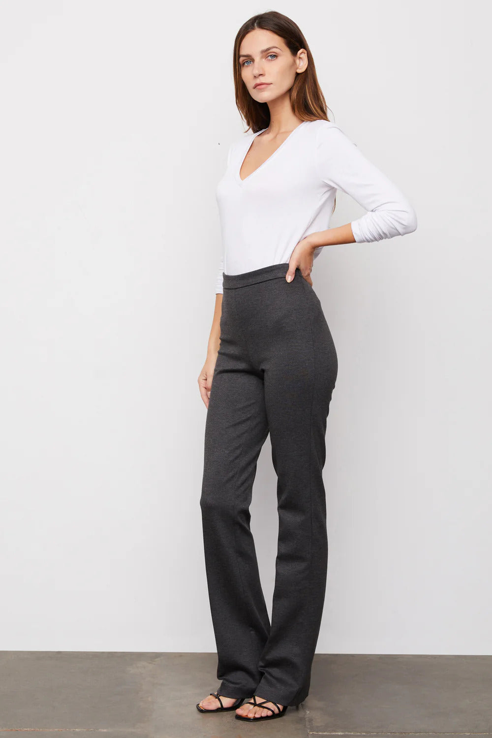 BAILEY/44 Women's Bailey 44 Paige Knit Trouser in Anthracite