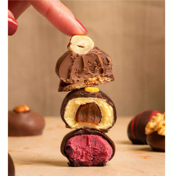 Pampa Direct Rapanui Special Selection Large Truffles & Bonbons Box, 120 g / 4.23 oz