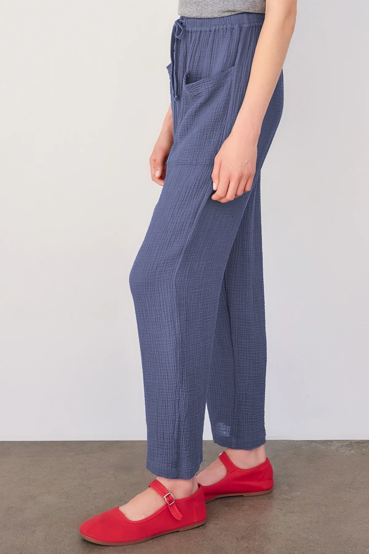 BAILEY/44 Women's Sundry Pull-on Pant with Patch Pockets in Navy