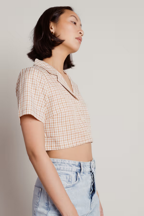 Tobi Women's Just Friends Crop Top - Tan