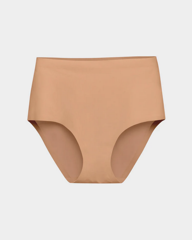 EBY Wireless Bralette - Seamless wireless & High Waisted set in Sunkissed