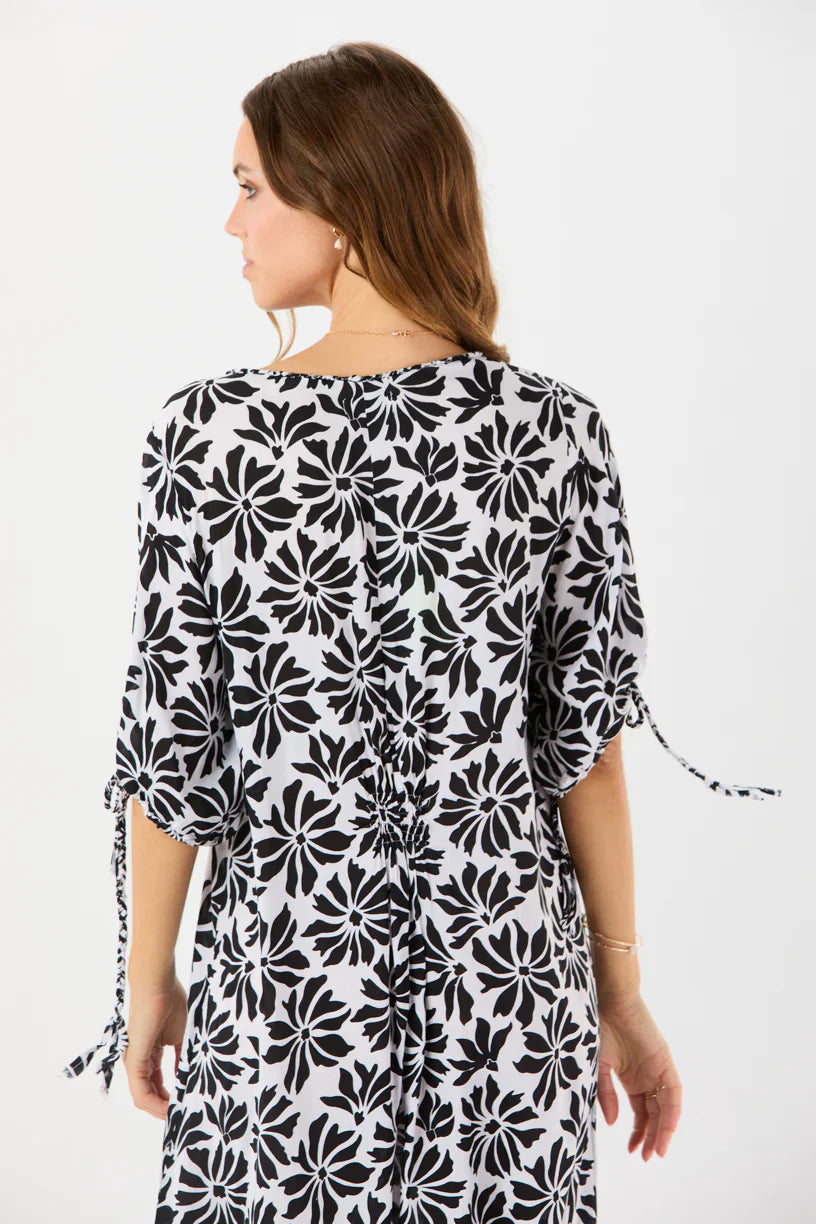 Tiare Hawaii Todos Santos Maxi Dress - Abstract Flowers White