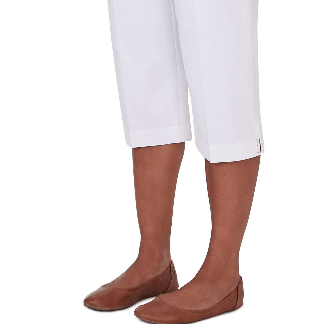 Alfred Dunner Women's Twill Capri With Pockets - WHITE