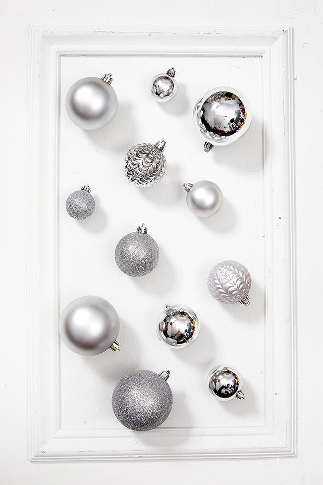 Decorator's Warehouse 80pc Shatterproof Ornament Tub - Silver