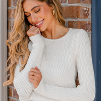 Cupshe Wavy Knit Fitt ed Sweater (x2)