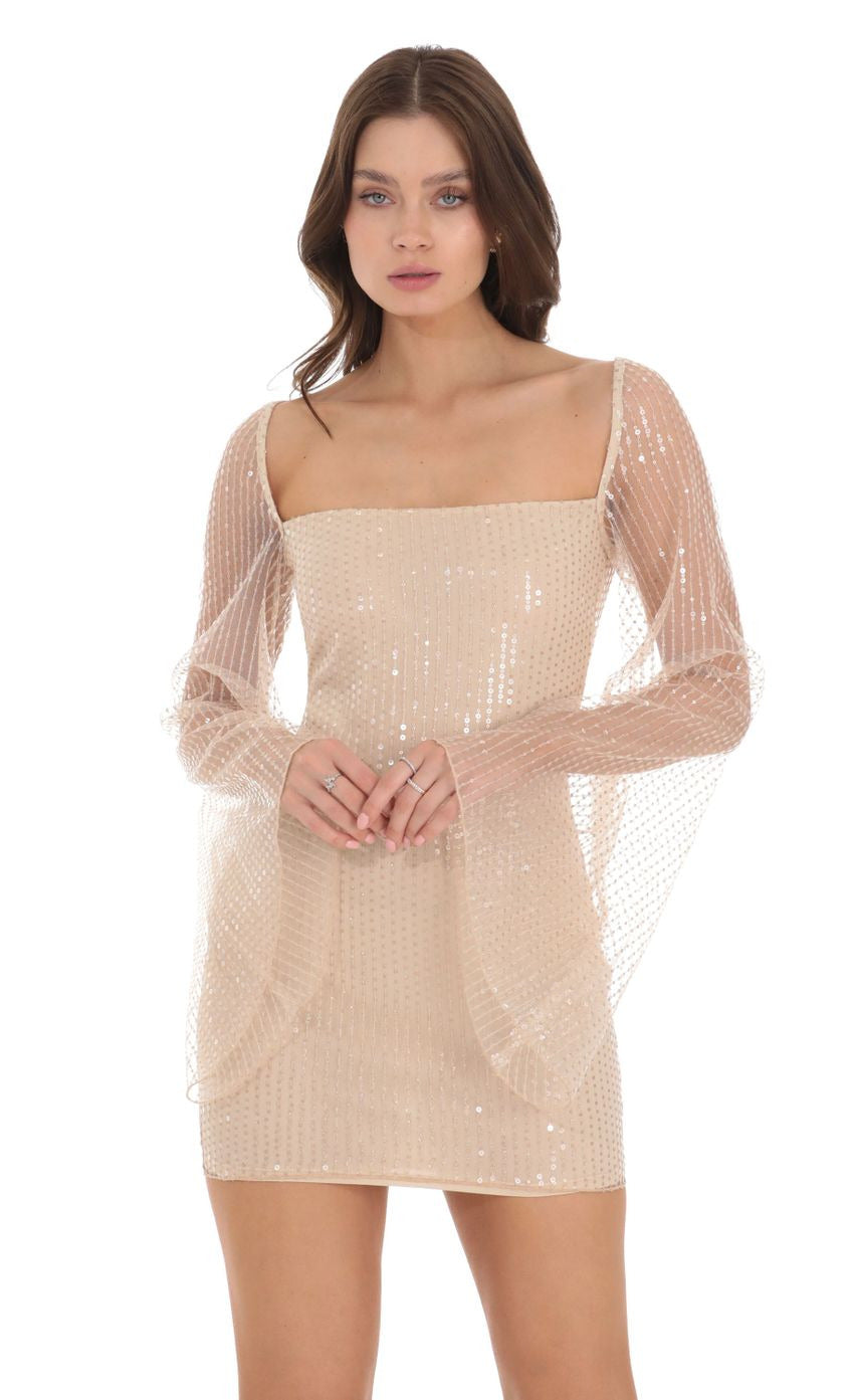 Lucy in the Sky Tulle Sequin Flare Sleeve Dress in Champagne