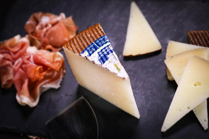 Dorothy Lane Ultimate Charcuterie and Cheese Board