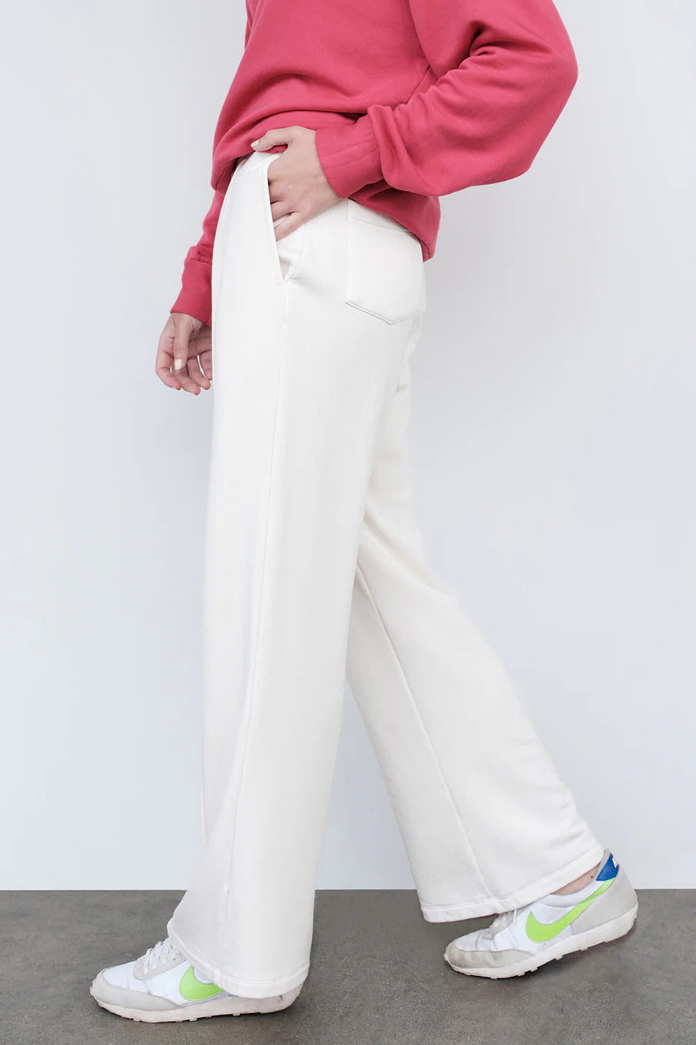 BAILEY/44 Women's Stateside Softest Fleece Trouser in Cream