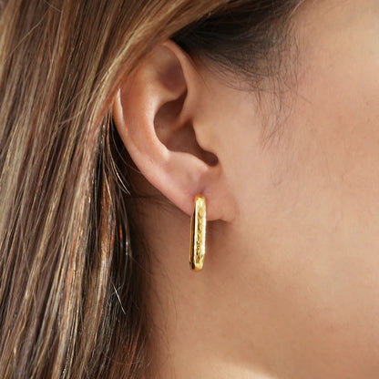 ARGENTO VIVO THE HAMMERED U HOOP