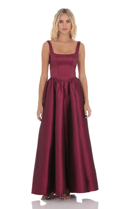 Lucy In The Sky Back Bow Gown in Plum