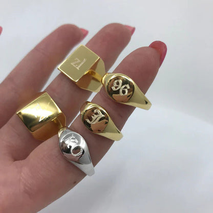 ARGENTO VIVO THE PERSONALIZED SIGNET RING