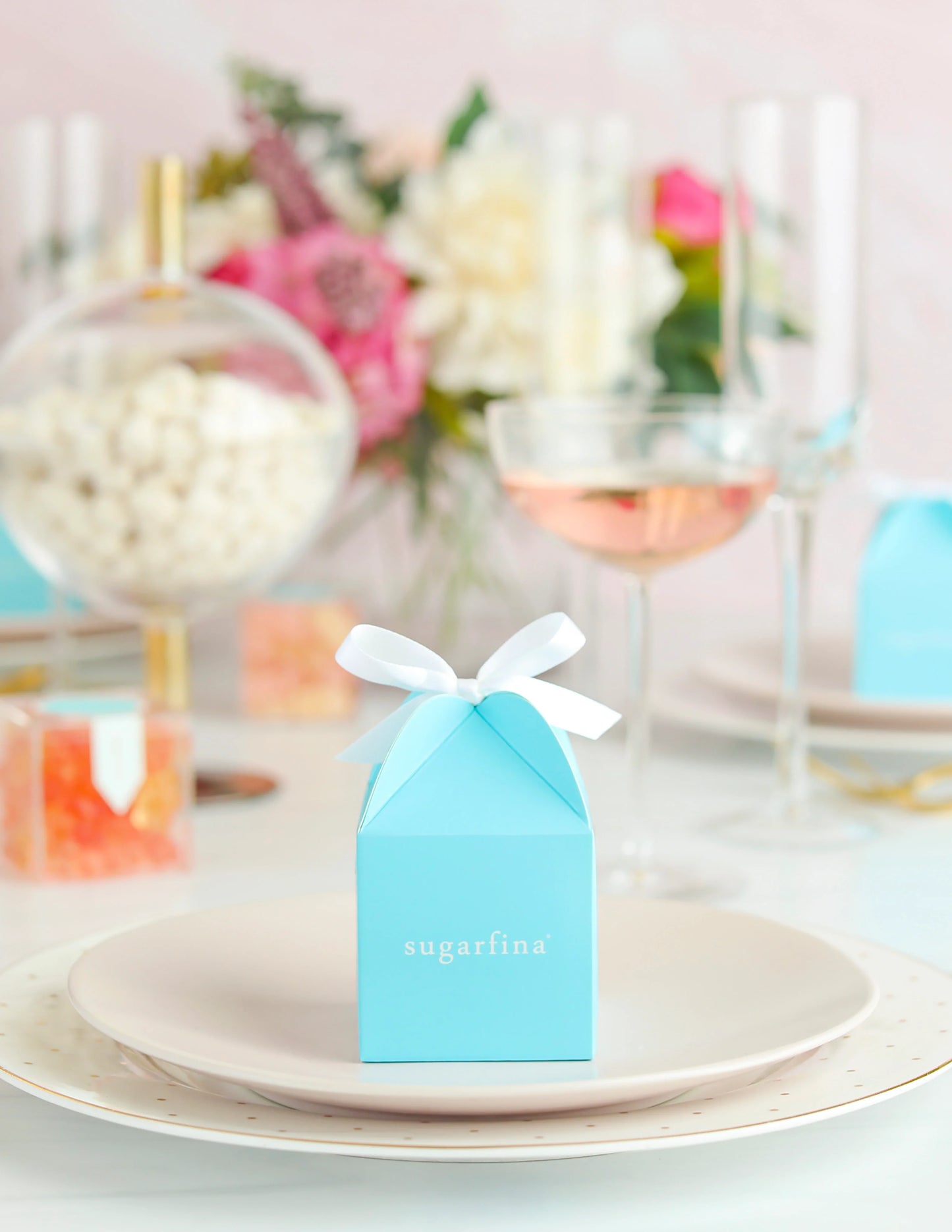 Sugarfina Single Cube Favor Box with White Ribbon (x15)