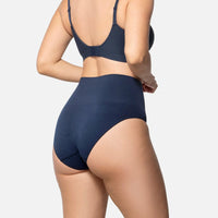 Underoutfit Women's Smoothing At Waist Brief