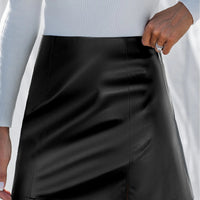 Cupshe Black Faux Leather Notched Hem Mini Skirt (x2)