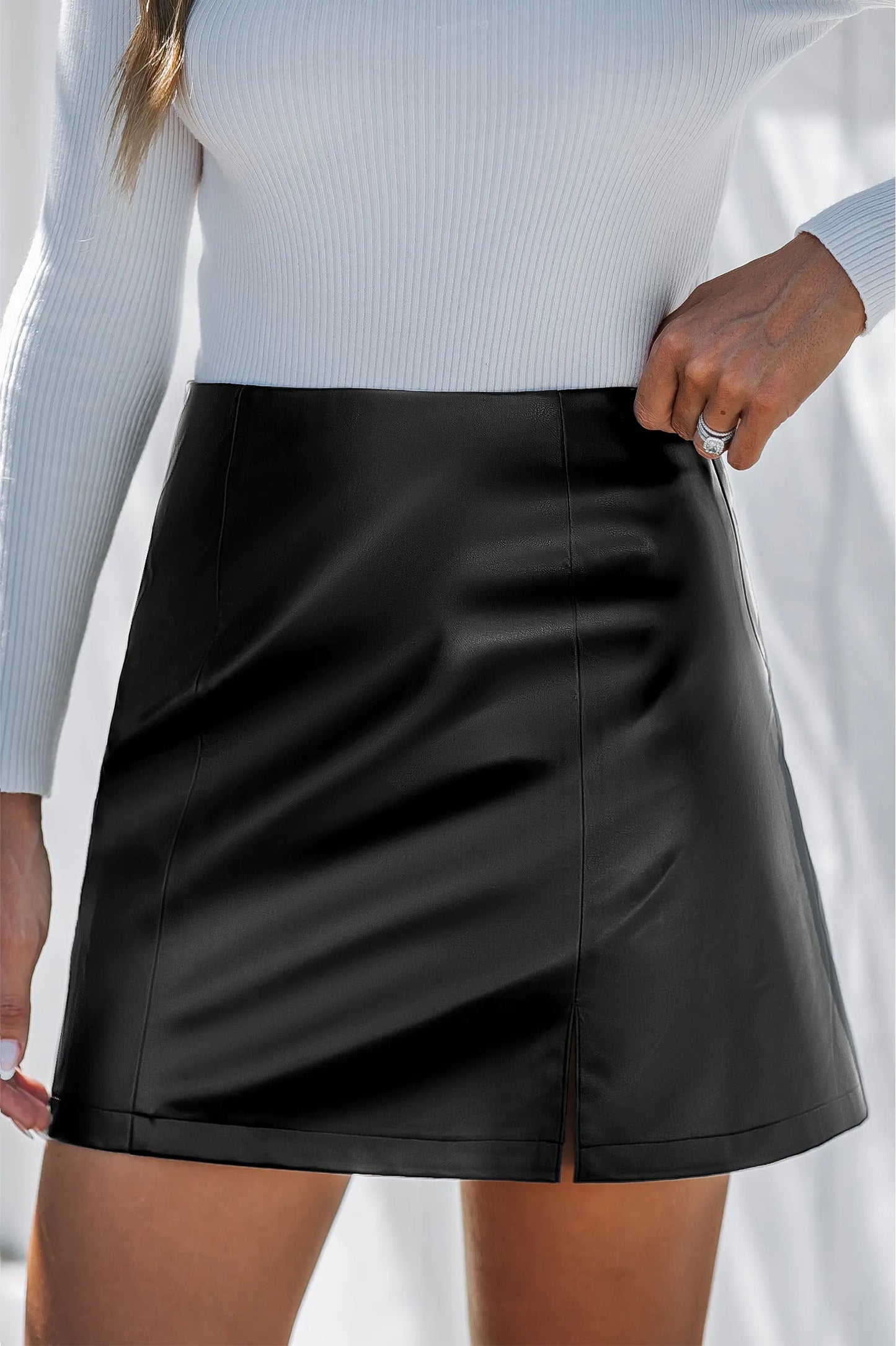 Cupshe Black Faux Leather Notched Hem Mini Skirt (x2)