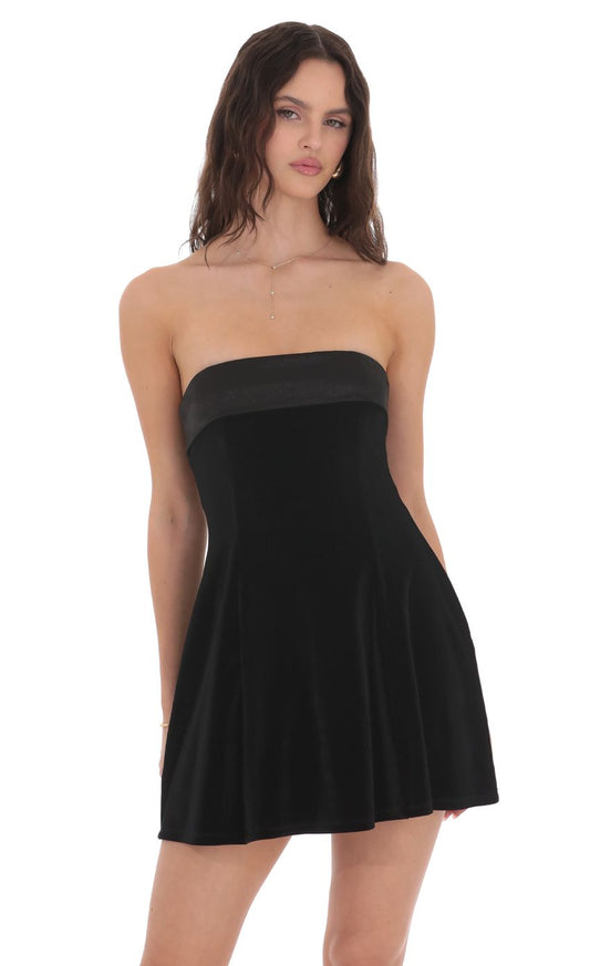 Lucy In The Sky Strapless Velvet Skater Dress in Black