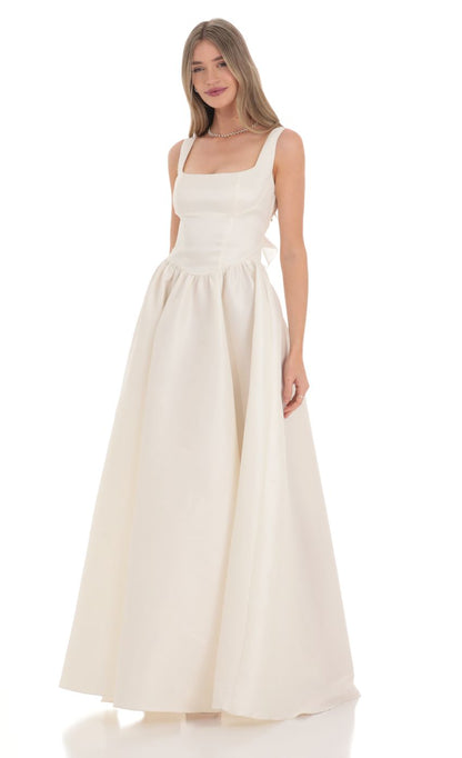 Lucy In The Sky Back Bow Gown in White