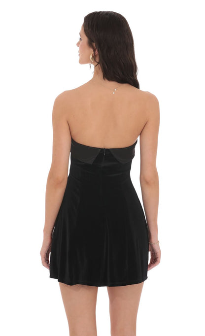 Lucy In The Sky Strapless Velvet Skater Dress in Black