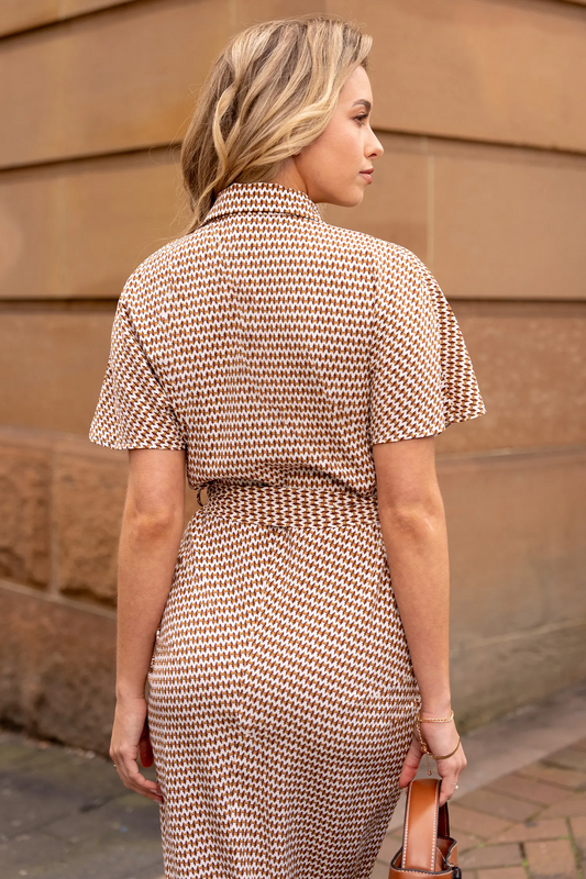 Cupshe Retro Brown Collared Front Button Shirred Midi Dress