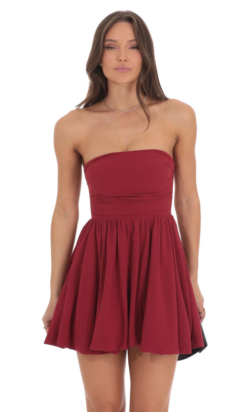 Lucy In The Sky Strapless Bubble Dress in Maroon