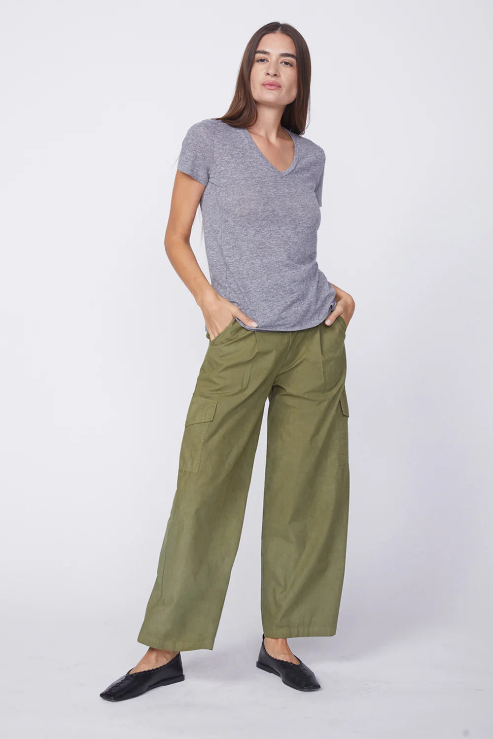BAILEY/44 Women's Stateside Triblend Short Sleeve V-Neck in Heather Grey