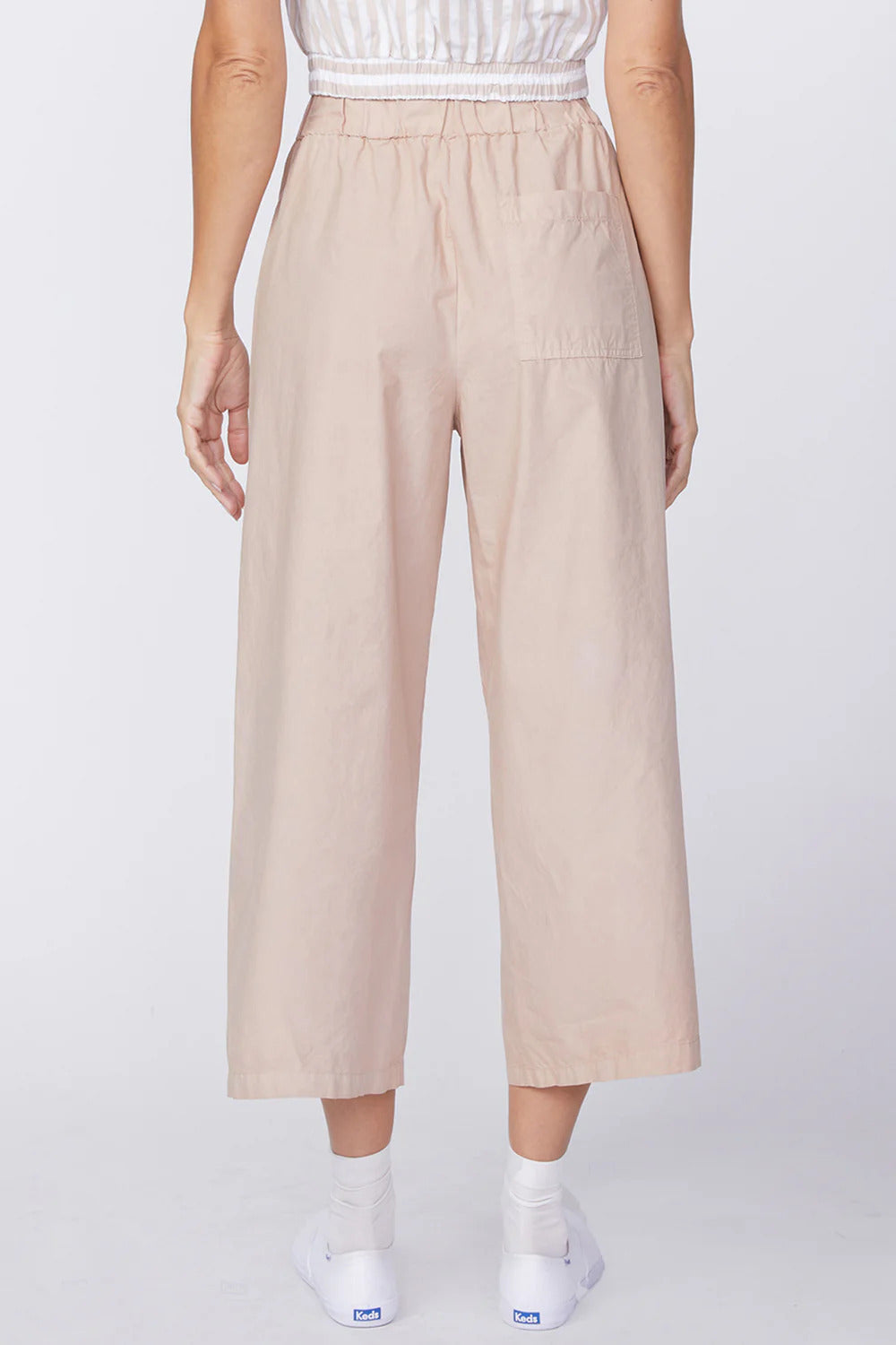 BAILEY/44 Women's Stateside Fine Poplin Cropped Pant in Almond