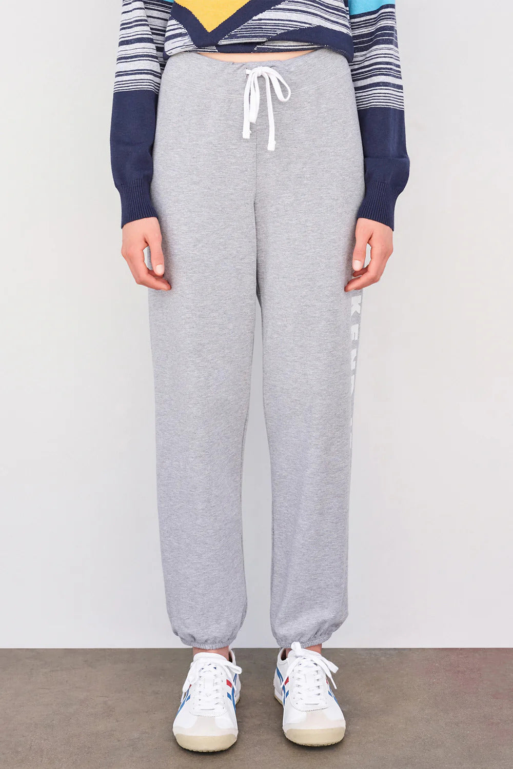 BAILEY/44 Women's Sundry Weekend Lounge Sweatpant in Heather Grey