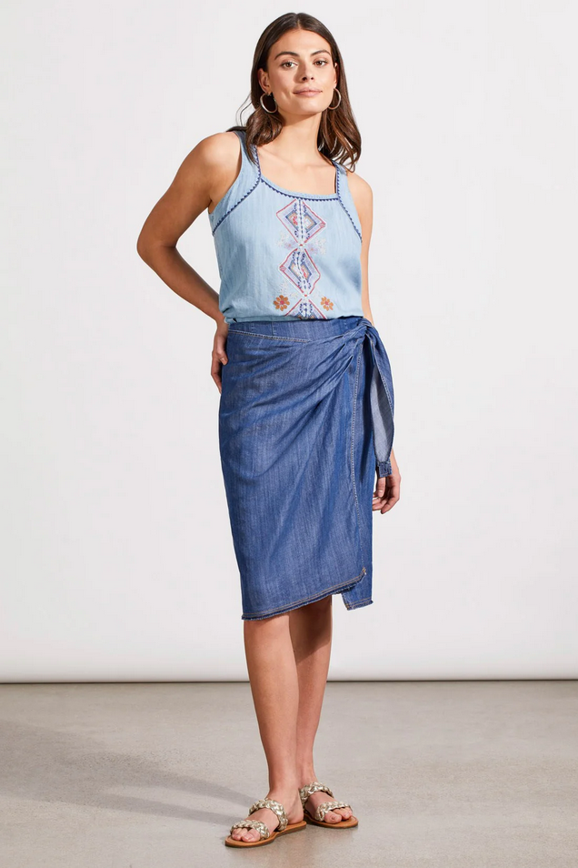 Tribal Women's embroidered flowy cami with side slits