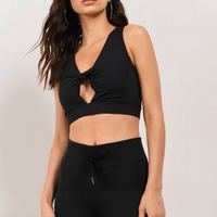 Tobi Women's Karen Crop Top - Black