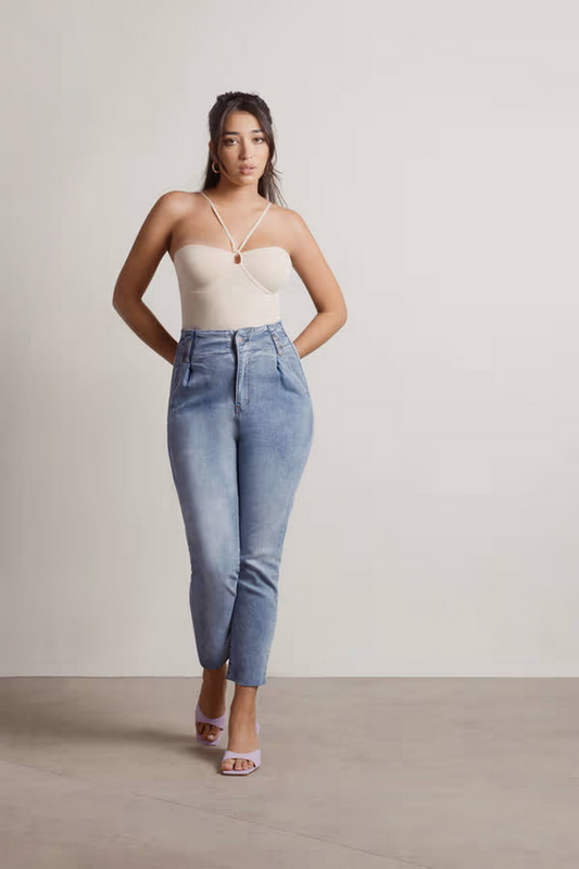 Tobi Women's Cheviot Hills Tapered Jeans - Light Wash