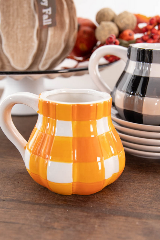 Decorator's Warehouse 4” Dolomite Pumpkin Shaped Buffalo Check Mug