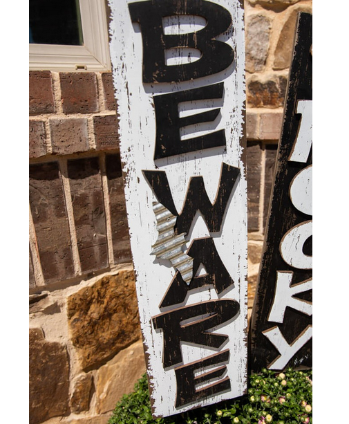 Decorator's Warehouse 36” Halloween Spooky/Beware Yard Stakes