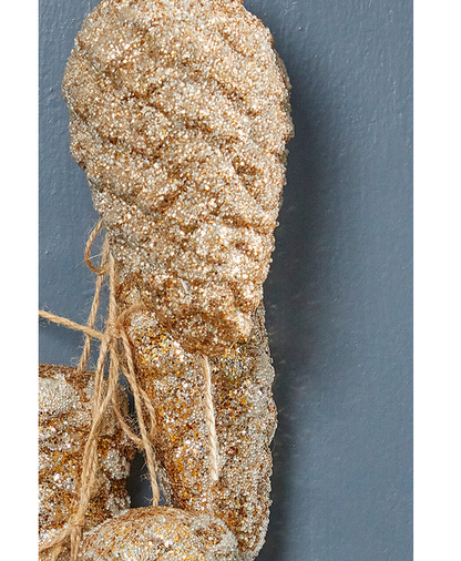 Decorator's Warehouse Champagne Pine Cone Bundle