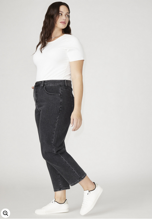 ELOQUII Women's The Naomi Comfort Stretch Straight Jean Crop