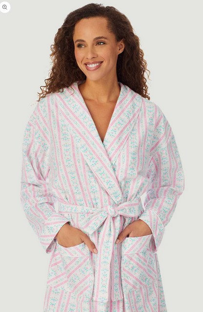 Lanz of Salzburg Women's Classic Pink Tyrolean Wrap Robe