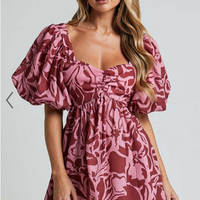 Showpo Lydie Mini Dress - Sweetheart Short Balloon Sleeve Ruched Bodice Dress in Whirlwind Floral Print