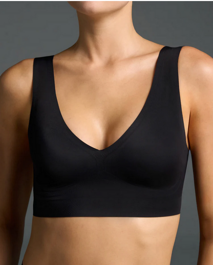 EBY Wireless Bralette - Black