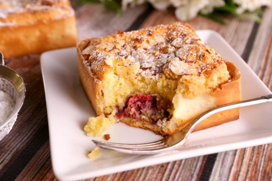 Dorothy Lane DLM Bakewell Tart