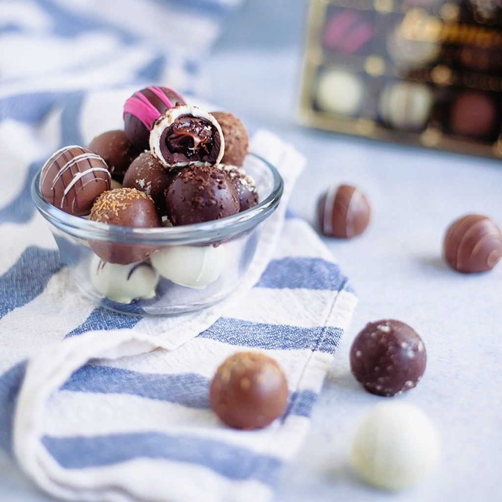 Lammes Candies Chocolate Truffles, 18 Piece