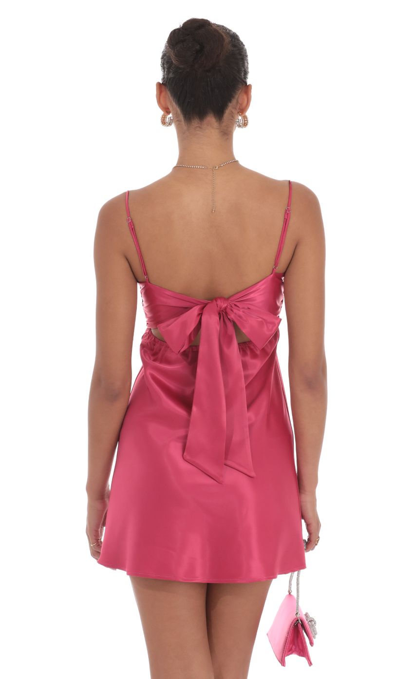 Lucy In The Sky Satin Sweetheart Neck Dress in Berry Pink