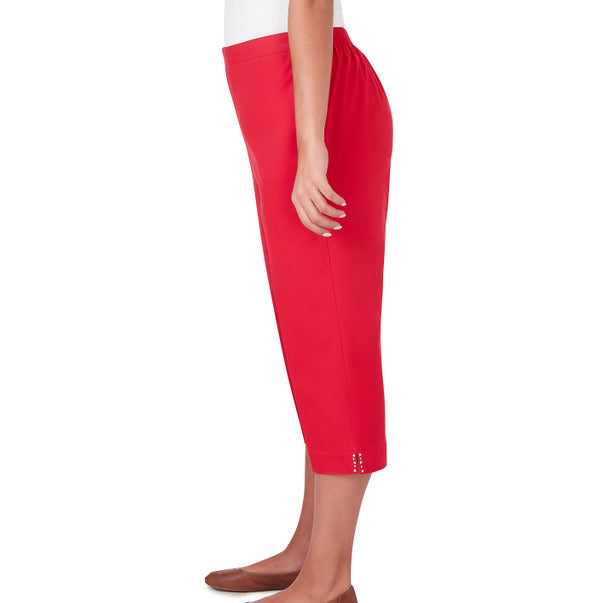 Alfred Dunner Women's Twill Capri With Pockets - RED