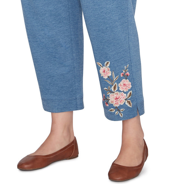 Alfred Dunner Women's Casual Floral Embroidered Ankle Pant