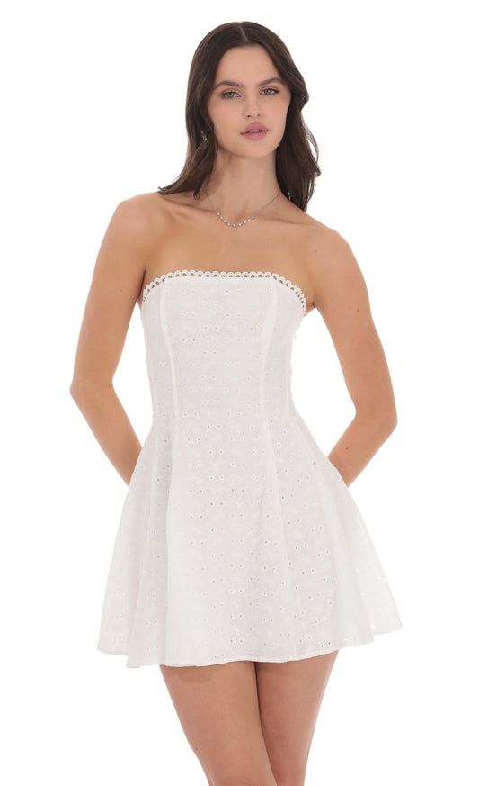 Lucy In The Sky Eyelet Floral Strapless Dress in White