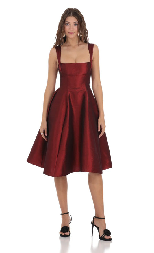 Lucy In The Sky Square Neck Flare Midi Dress in Maroon