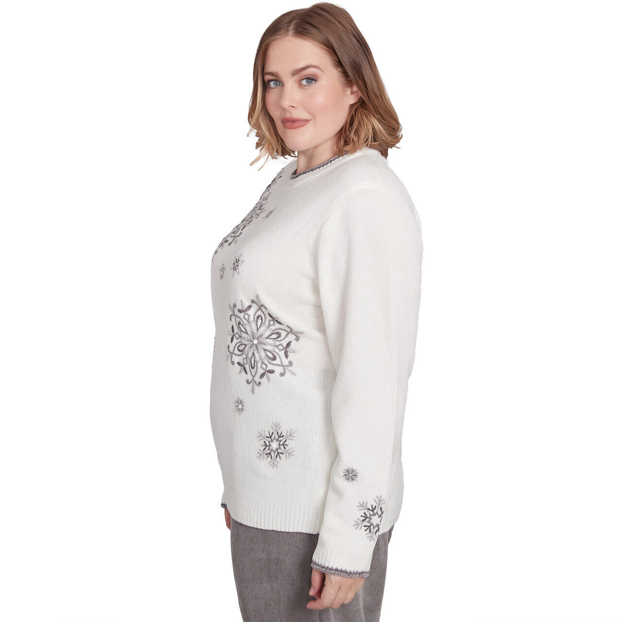 Alfred Dunner Women's Snowflake Embroidered Chenille Sweater