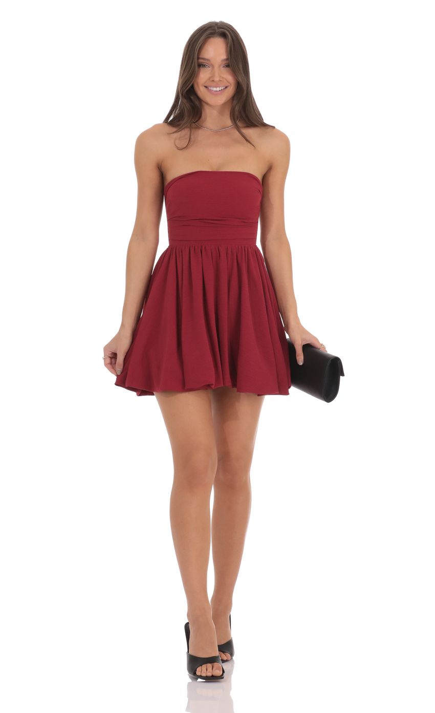 Lucy In The Sky Strapless Bubble Dress in Maroon