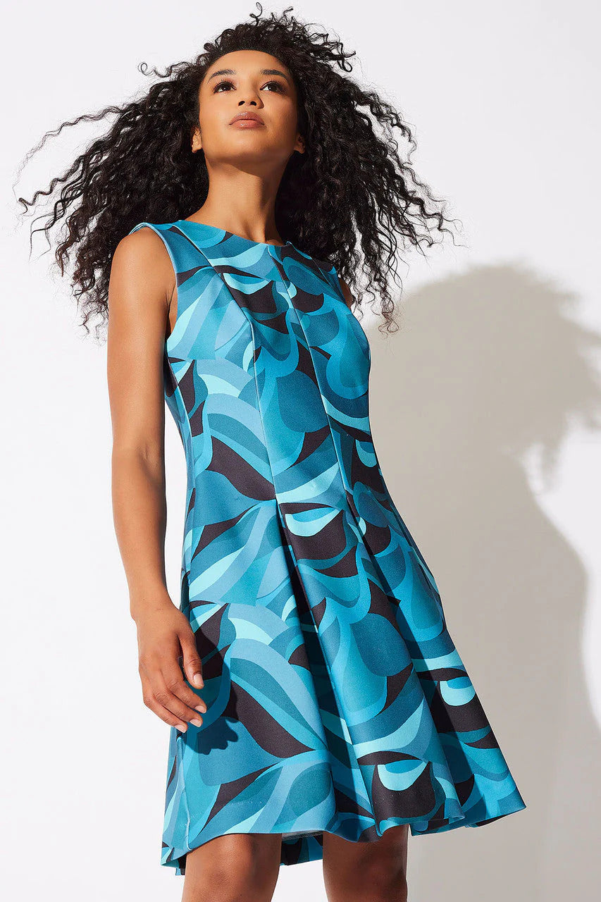 Natori Scroll Knit Crepe Pleated Dress